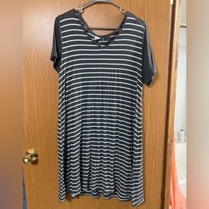 🍁3 for $30🍁 Exist Criss-Cross Shirt dress XL